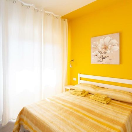Castelvi Rooms Кальяри Экстерьер фото